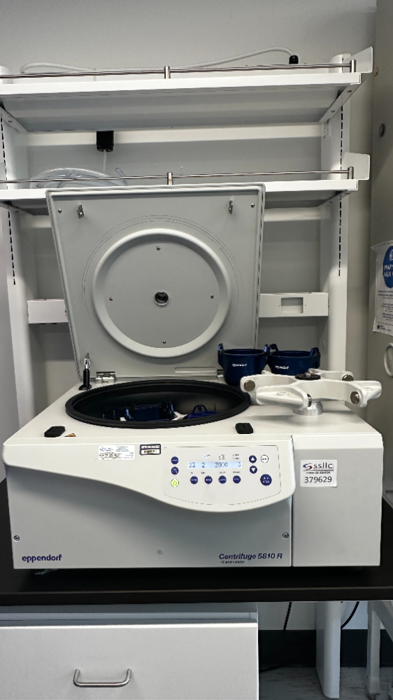 Image of Eppendorf Centrifuge 5810R